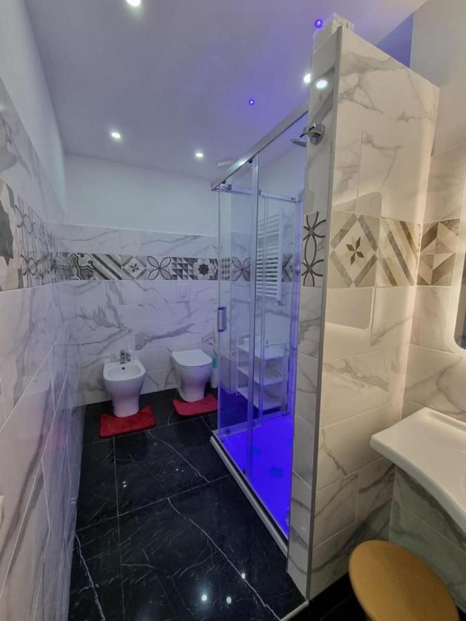 Piazza Colombo-Apartments Sanremo Dış mekan fotoğraf
